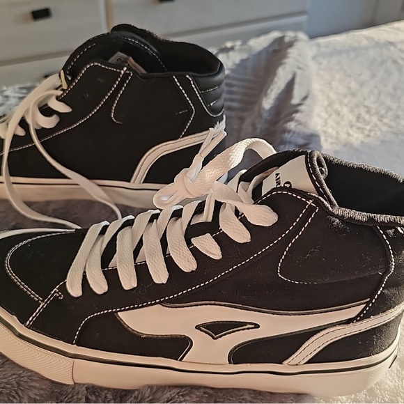 Air walk high top Sneakers - Picture 4 of 4